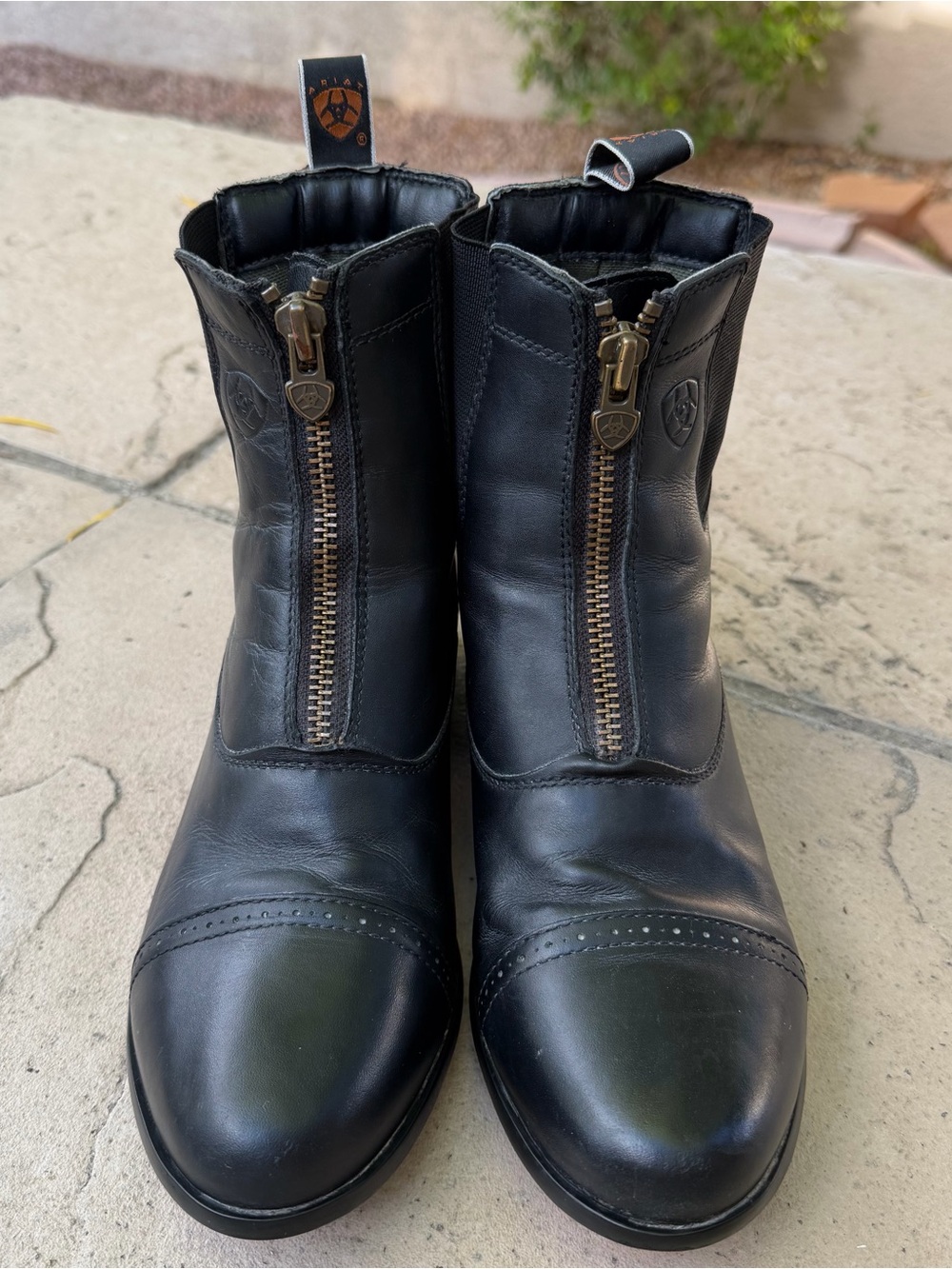 Ariat Women’s Black Leather Heritage Zip Paddock Riding Boots in size US 8B